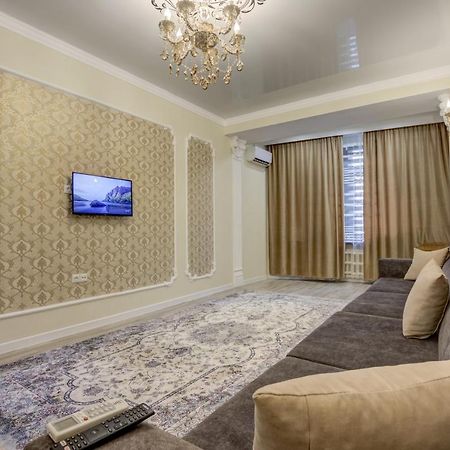 Appartement 2-Ком Квартира à Bichkek Extérieur photo